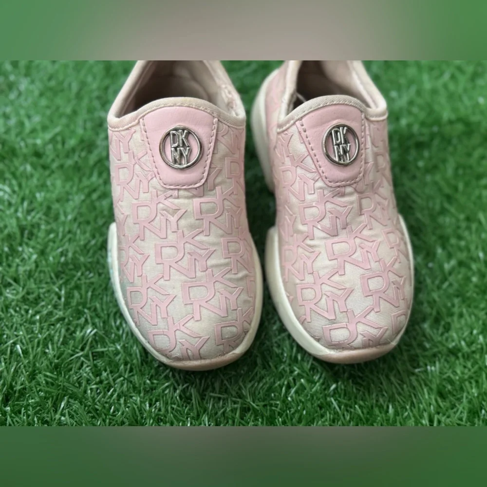 DKNY Pink Kids Slip-On‎ Shoes Size 9